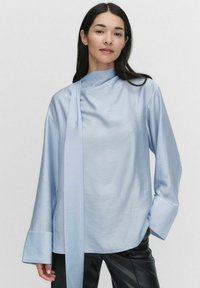 Блузка Блузка