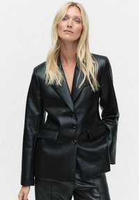 Блейзер Блейзер