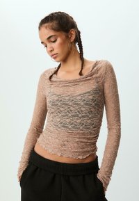 Кружевная блузка Кружевная блузка