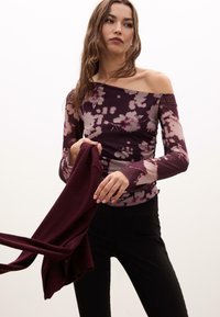 Блузка Блузка