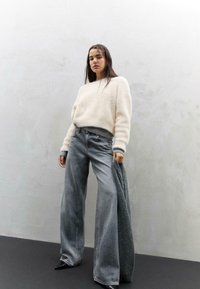 Пуловер Пуловер