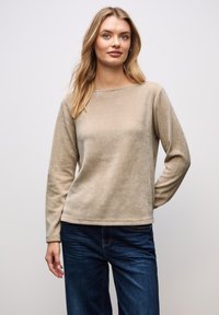 Лонгслив Лонгслив