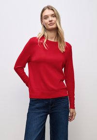 Пуловер Пуловер