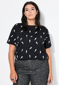 Футболка Футболка