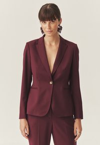 Блейзер Блейзер