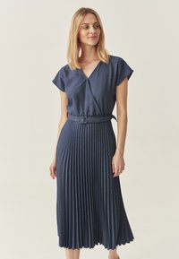 Летнее платье Летнее платье