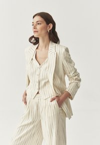 Блейзер Блейзер