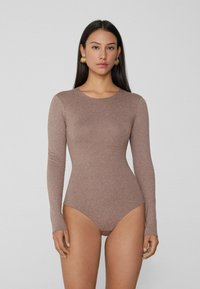 Лонгслив Лонгслив