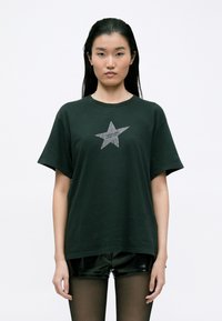 Футболка Футболка