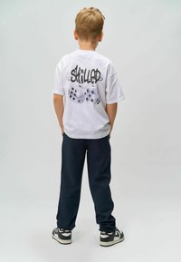 Футболка Футболка