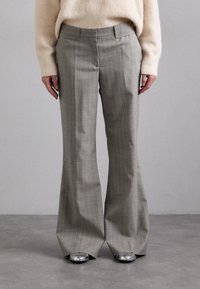 Брюки Брюки