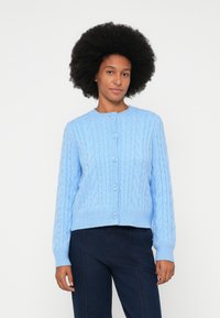 Вязаная кофта Вязаная кофта