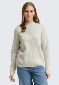 Пуловер Пуловер