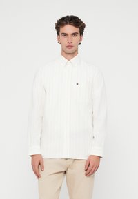 Рубашка Рубашка