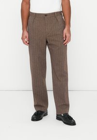 Чиносы Чиносы