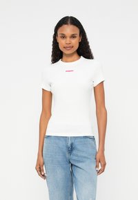 Футболка Футболка