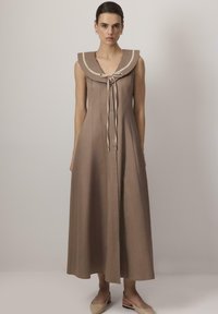 Платье макси Платье макси