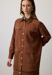 Короткое пальто Короткое пальто