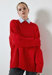 Длинный пуловер Длинный пуловер