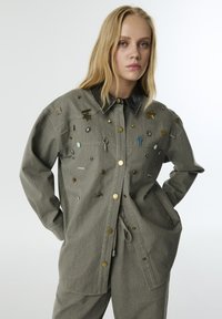 Длинная куртка Длинная куртка