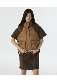 Жилет Жилет