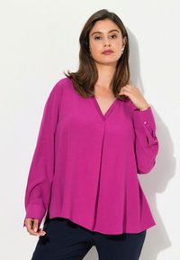 Блузка Блузка