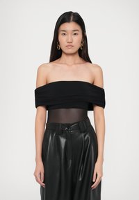 Футболка Футболка