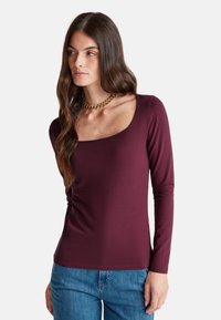 Лонгслив Лонгслив