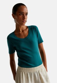 Футболка Футболка