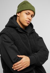 Шапка Шапка