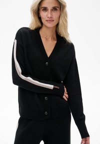 Кардиган Кардиган