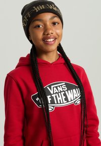 Шапка Шапка