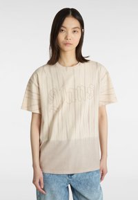 Футболка Футболка