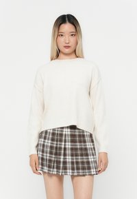 Пуловер Пуловер