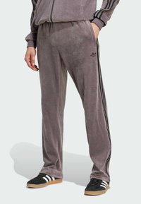 Спортивные штаны Спортивные штаны