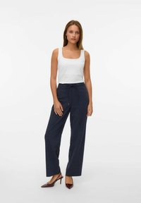 Широкие брюки Широкие брюки