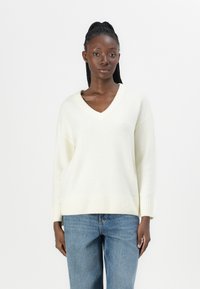 Длинный пуловер Длинный пуловер