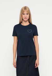 Футболка Футболка