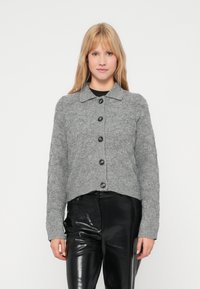 Жилет Жилет