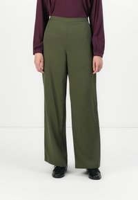 Брюки Брюки