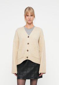 Кардиган Кардиган