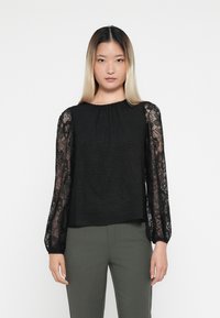 Блузка Блузка