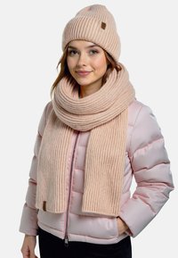 Головной убор Головной убор