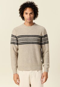 Пуловер Пуловер