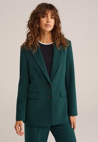 Блейзер Блейзер