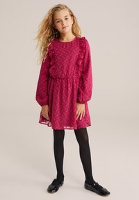 Платье Платье