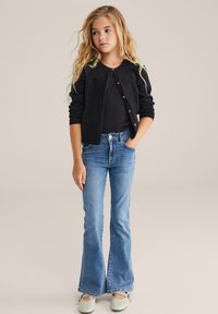 Джинсы Джинсы