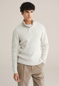 Пуловер Пуловер