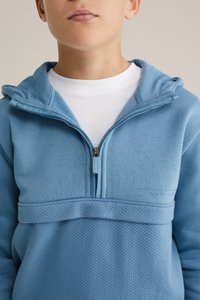 Пуловер Пуловер