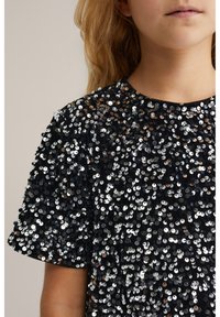 Футболка Футболка